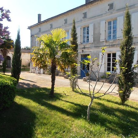 La Menarderie Hotel Archiac Exterior foto